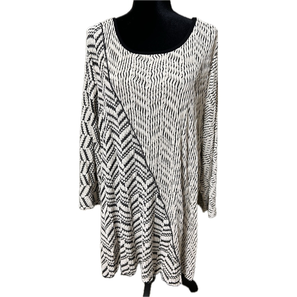 Ali Miles Womens 3X Tunic Top Black White Textured Crinkle Chevron 3/4 Sleeve